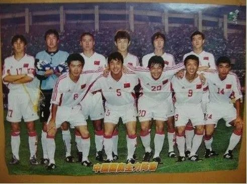 全场比赛结束，勒沃库森3-0法兰克福。
